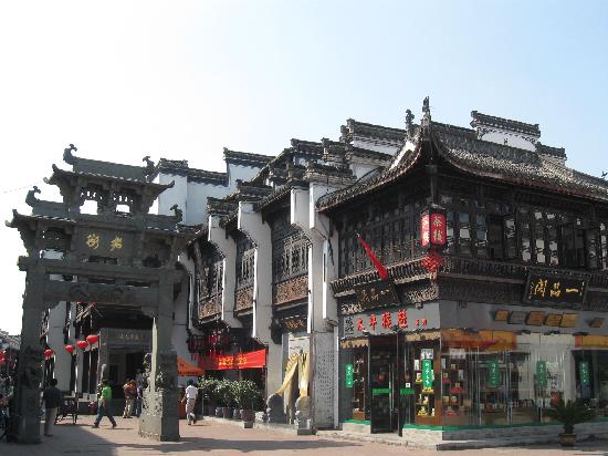 Photos of Tunxi Ancient Street