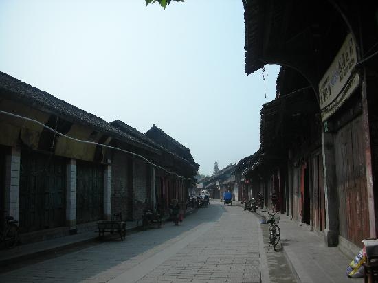 Photos of Yuantong Ancient Town